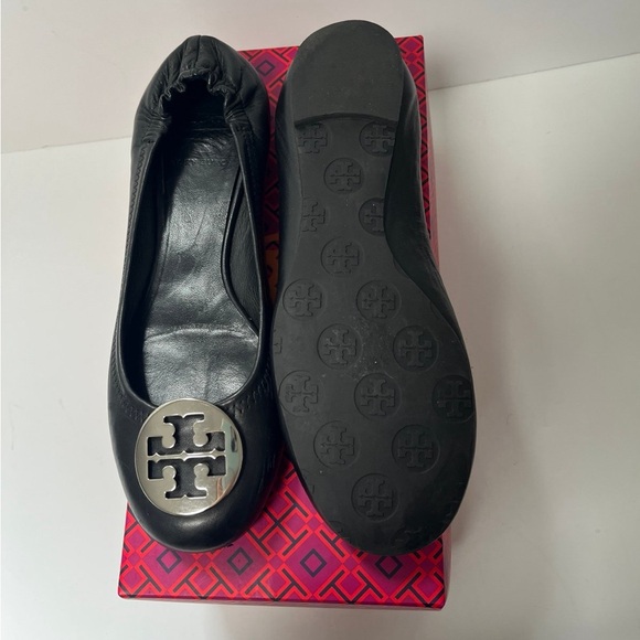 Tory Burch Classic Ballet Flats Size 8 - Picture 5 of 6